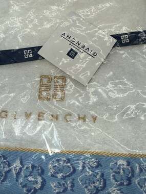Vintage Givenchy Eponges 2pc Towel Set - Embroidered 4G Blue Floral New